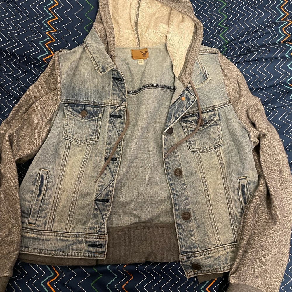 American Eagle Women’s Demin and Sweatshirt Jacket